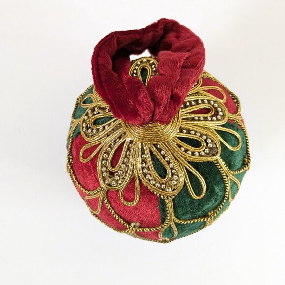 VTG Bombay Co. Christmas Ornament Velvet Red Green Gold Braid Bead Ball - Picture 3 of 10